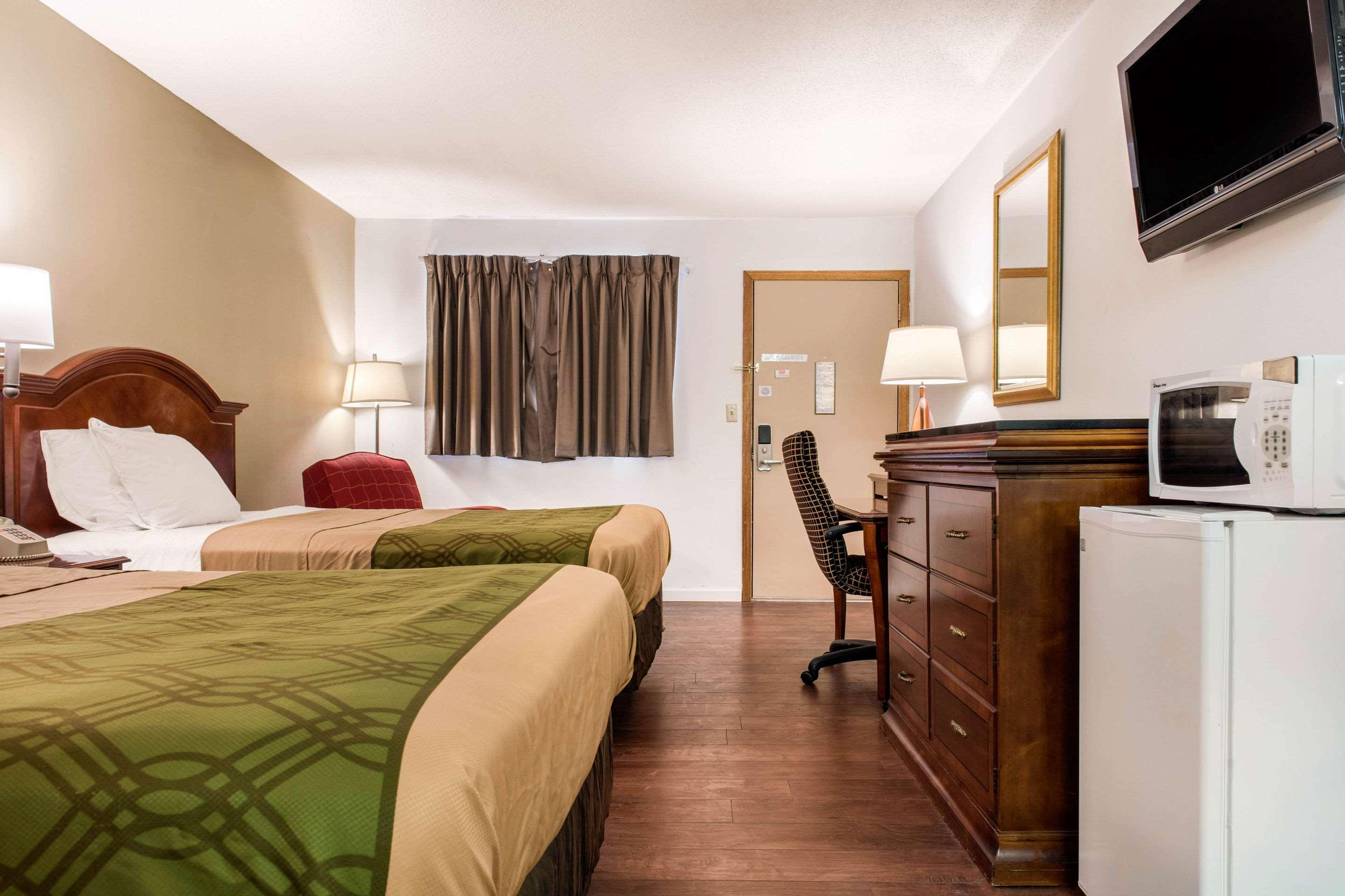Econo Lodge Холланд Экстерьер фото