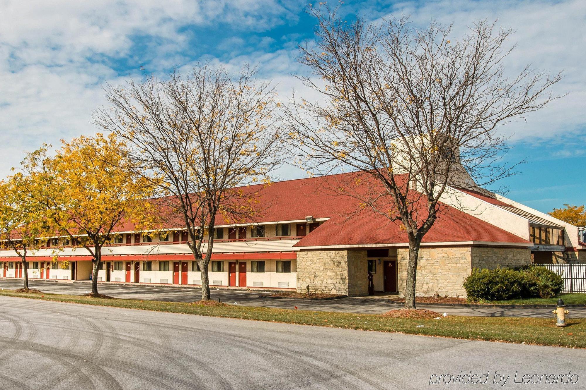 Econo Lodge Холланд Экстерьер фото