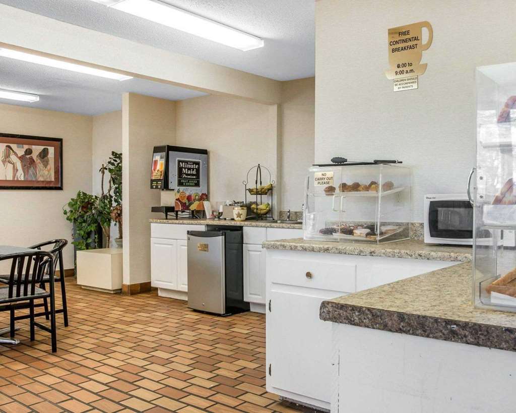 Econo Lodge Холланд Ресторан фото